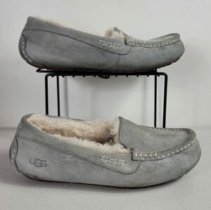UGG Ansley Water Resistant Suede Moccasins Slip on Sz 7 Gray Slippers